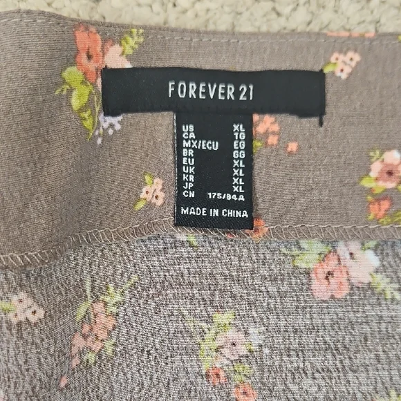 Forever 21 Floral Print Mini Skirt Size XL - Picture 3 of 6